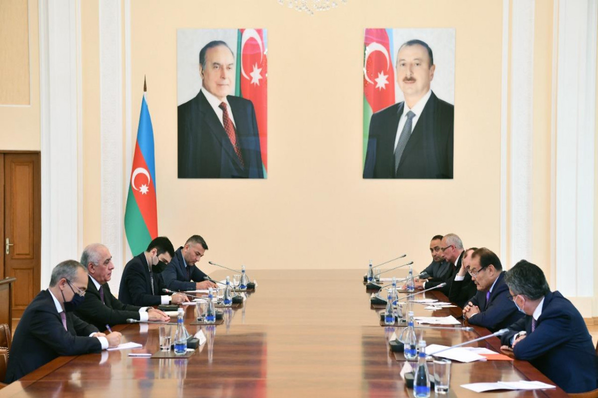 Əli Əsədov Türk Şurasının nümayəndə heyətilə görüşüb