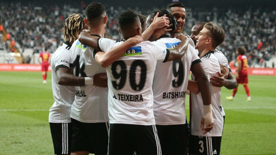 “Beşiktaş” liderliyə yüksəldi