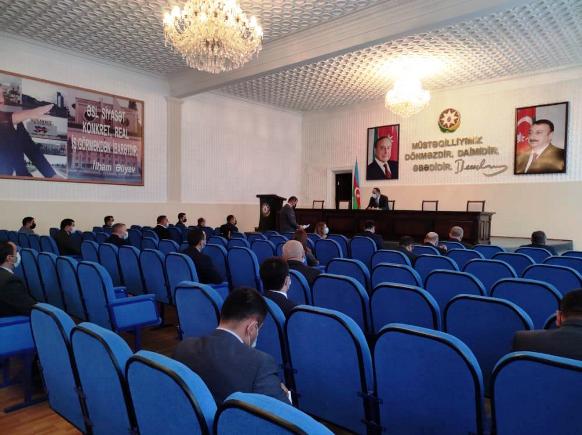 İcra başçısı müşavirə keçirdi