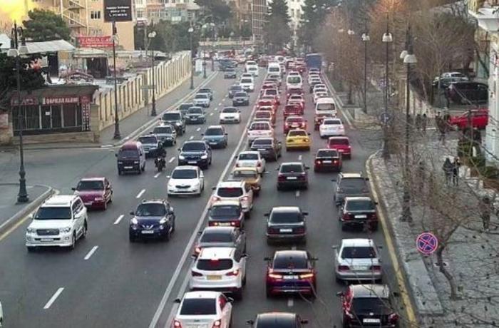 Bakının bu yollarında tıxac var - SİYAHI