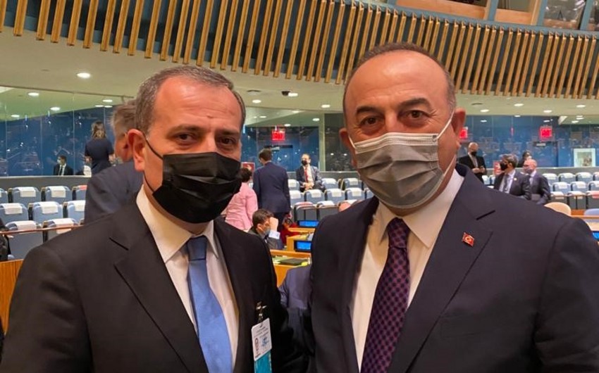 Ceyhun Bayramov Çavuşoğlu ilə görüşdü
