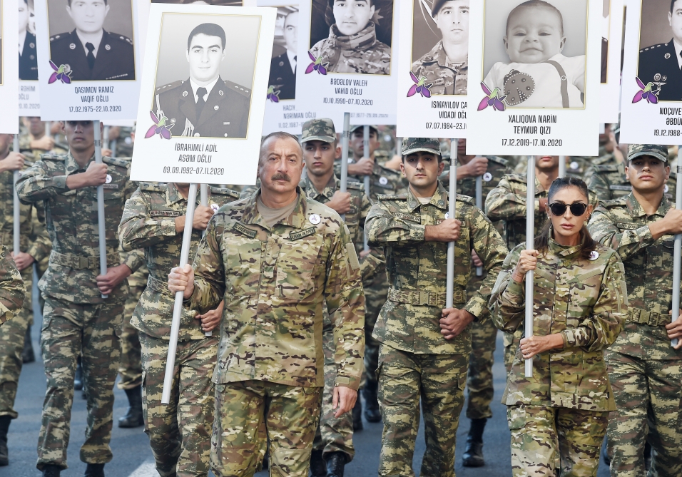 Qalib sərkərdənin müraciəti: müdriklik və ədalət, inam və cəsarət