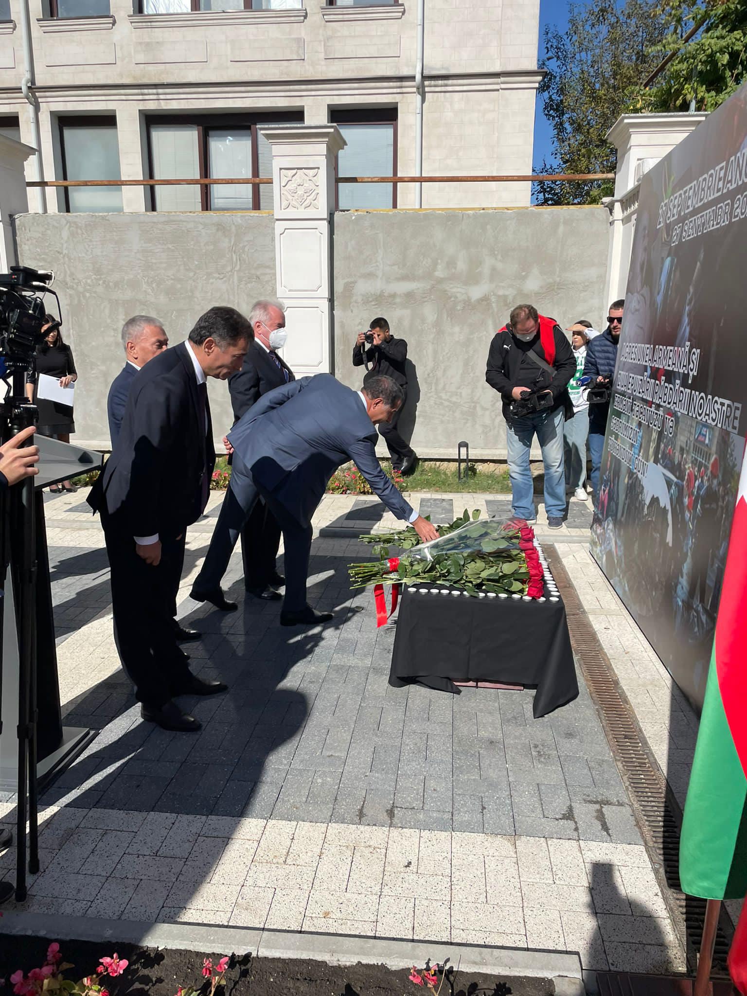 Moldovadakı soydaşlarımız şəhidlərimizi andı