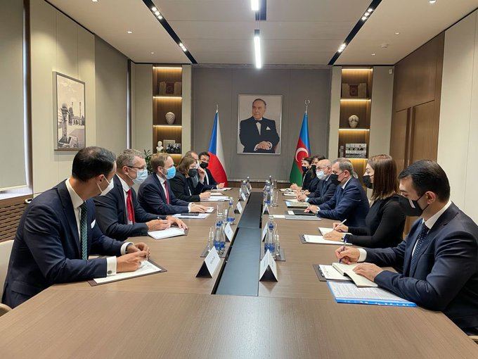 Azerbaycan və Çexiya XİN rəhbərlərinin görüşü başlayıb