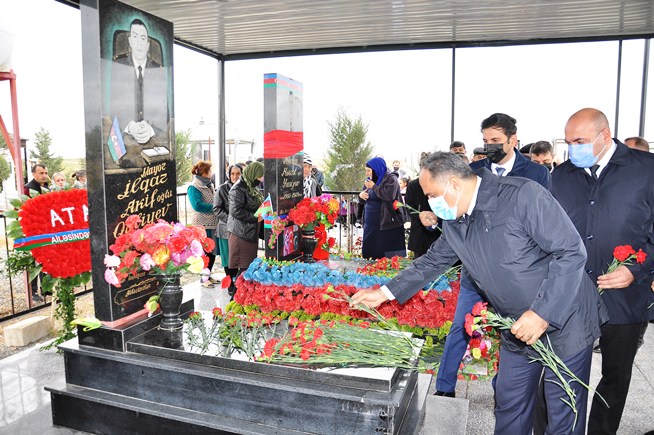 Goranboyda şəhid mayorun məzarı ziyarət olunub - FOTO