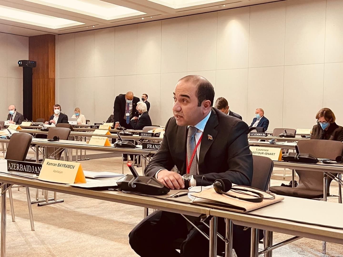 Deputat NATO Parlament Assambleyasının sessiyasında iştirak edib