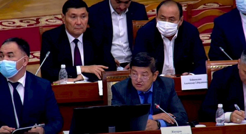 Qırğızıstan parlamenti hökumətin yeni tərkibini təsdiqləyib