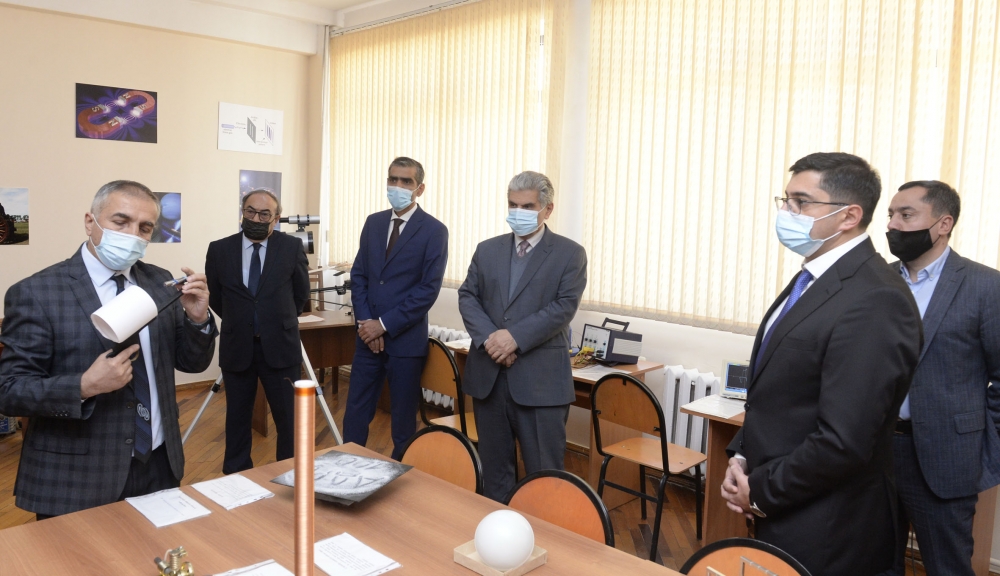 Universitetdəki yeni mərkəz nələri öyrədəcək?