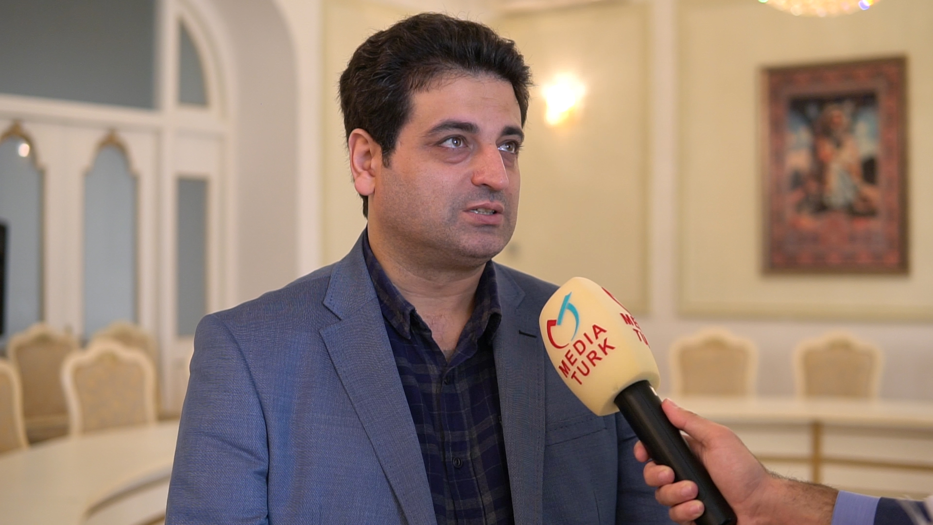 Cənublu yazar: “İlham Əliyev İranda seçkilərdə iştirak etsə, birinci olar” - VİDEO