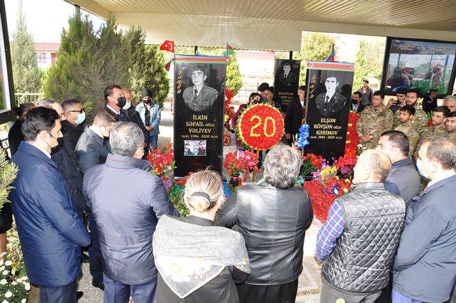 Qızılhacılıda şəhidin məzarı ziyarət olunub - FOTO