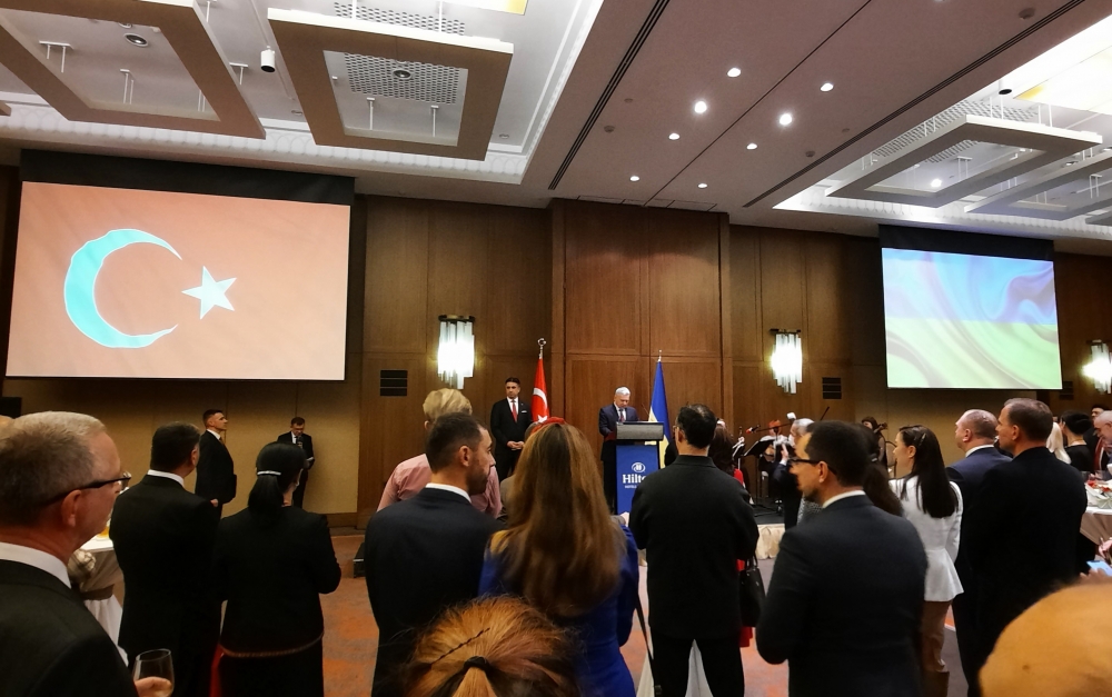 Rəsmi Kiyev: Gücümüzün artırılmasında Türkiyənin böyük xidməti var