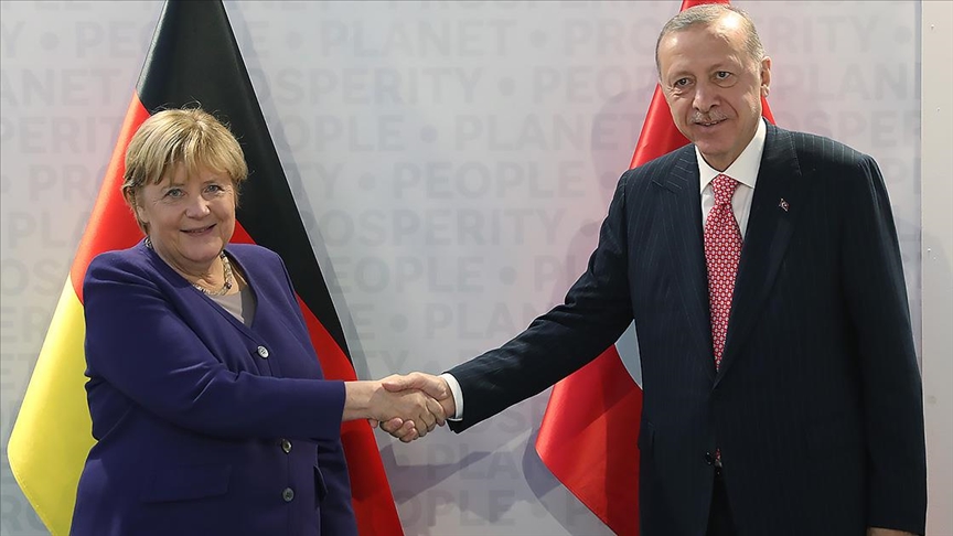 Ərdoğan Merkellə GÖRÜŞDÜ