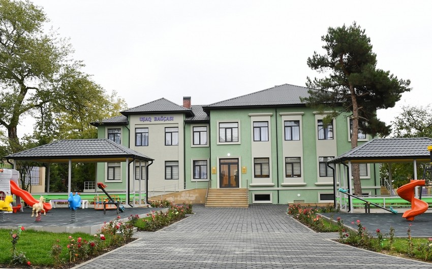 İlham Əliyevlə birinci xanm uşaq bağçasının açılışında -FOTOLAR