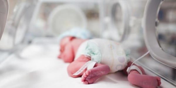 11 yaşlı ananın körpəsi ÖLDÜ