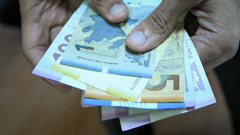 Yaşayış minimumu 210 manata qaldırıldı