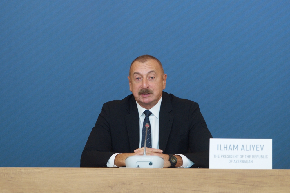 Azad olunmuş ərazilər yerlə-yeksan edilib - Prezident