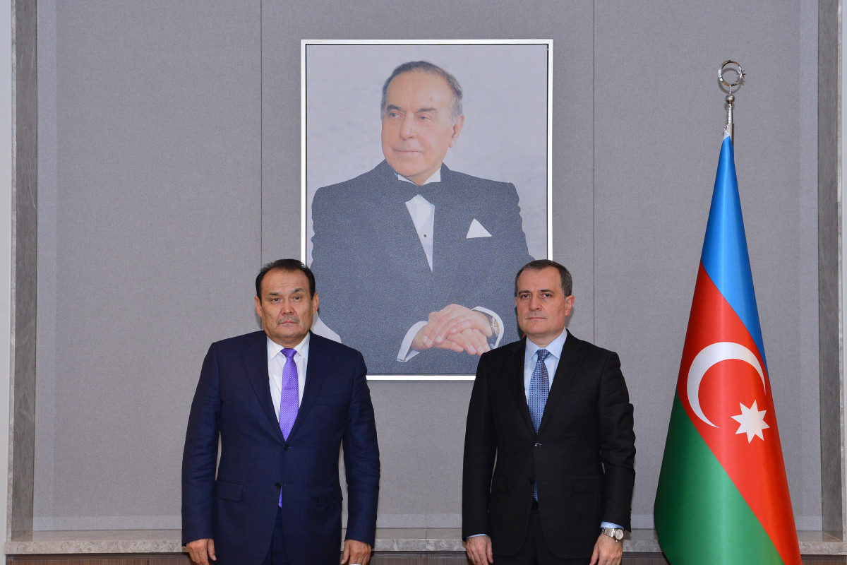 Nazir Türk Şurasının Baş katibi ilə görüşdü