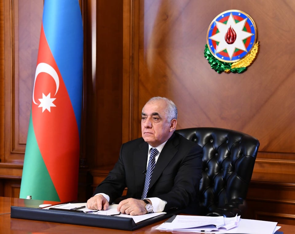 Baş nazir ilin yekunlarını müzakirə etdi