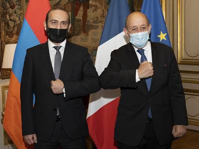 Mirzoyan fransalı həmkarı ilə Qarabağdan DANIŞDI