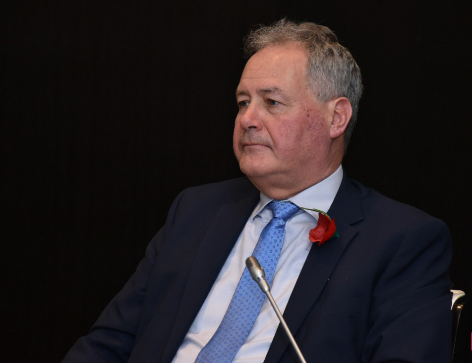 “Şuşada kilsələr qorunur” - Britaniyalı deputat