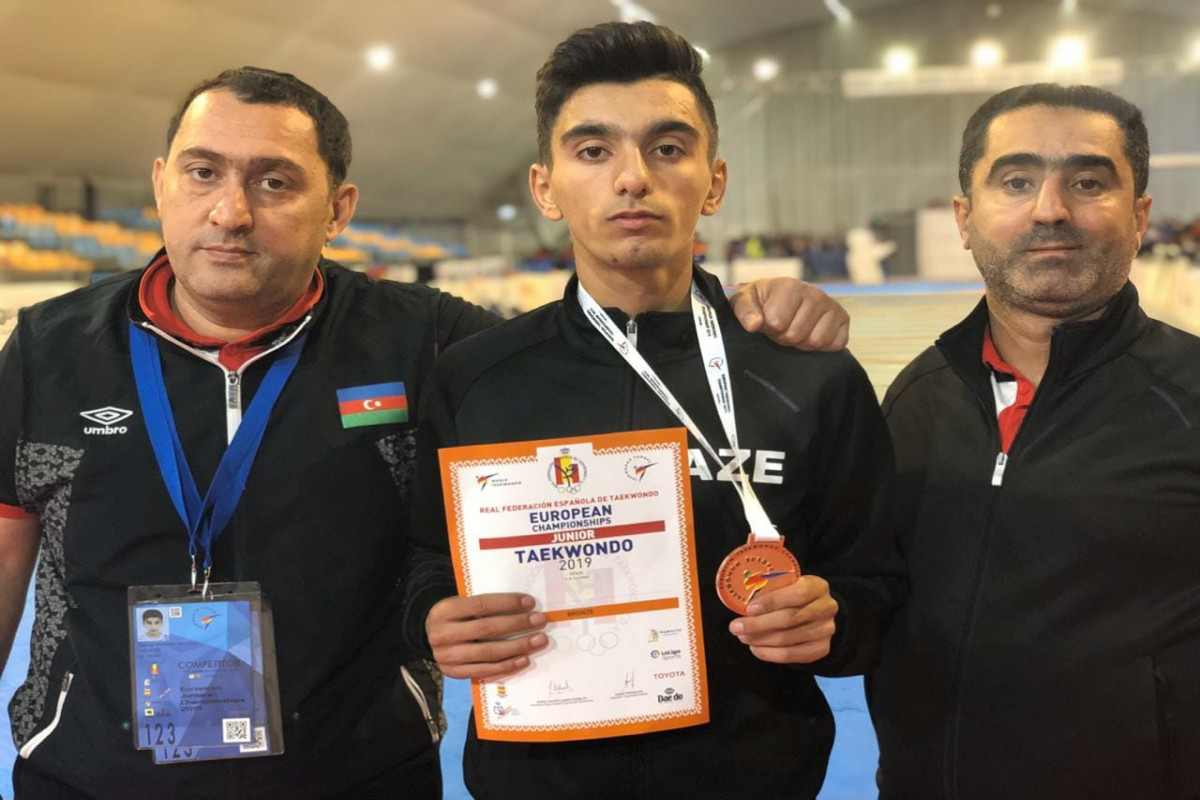 Taekvondoçumuz erməniyə qalib gəldi - Çempion oldu