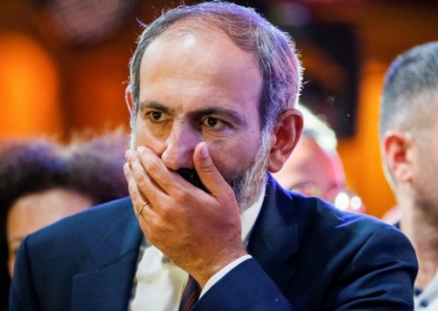 Paşinyanın mühafizəçisinin evinə qumbara ATILDI