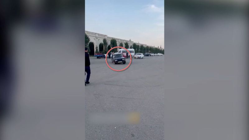 Zəfər Günü “avtoşluq” edən gənc saxlanılıb