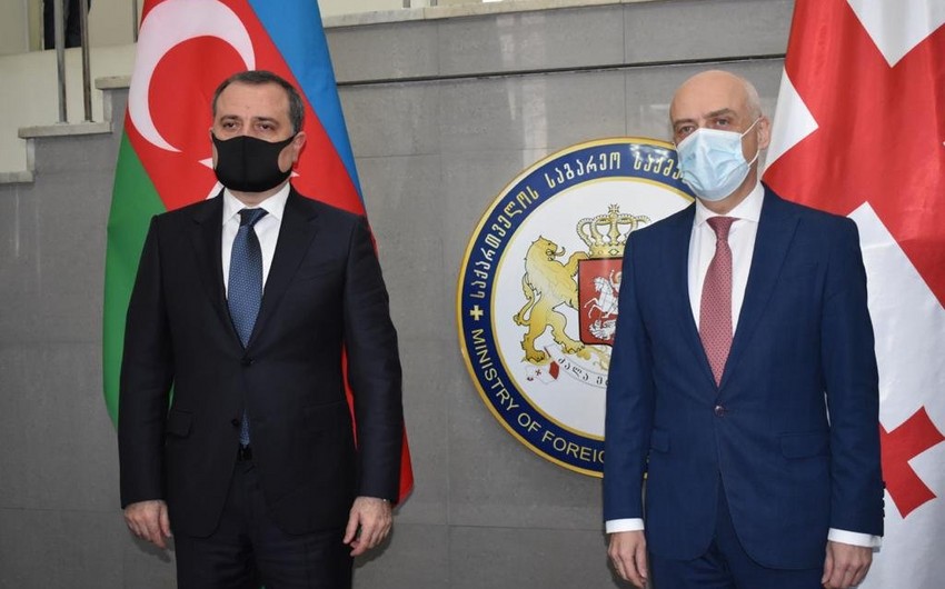 Gürcüstanın XİN rəhbəri Ceyhun Bayramov və  Ararat Mirzoyanla görüşüb