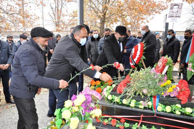 Düzqışlaqda şəhidin ildönümü qeyd olunub - FOTO