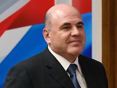 Rusiyanın baş naziri İrəvana gəldi  