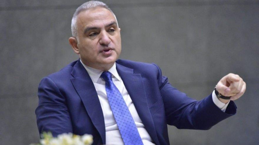 Türkiyəli nazir Azərbaycana gəlir