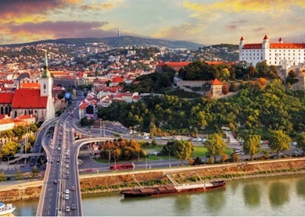 Slovakiyada qapanma elan olunur