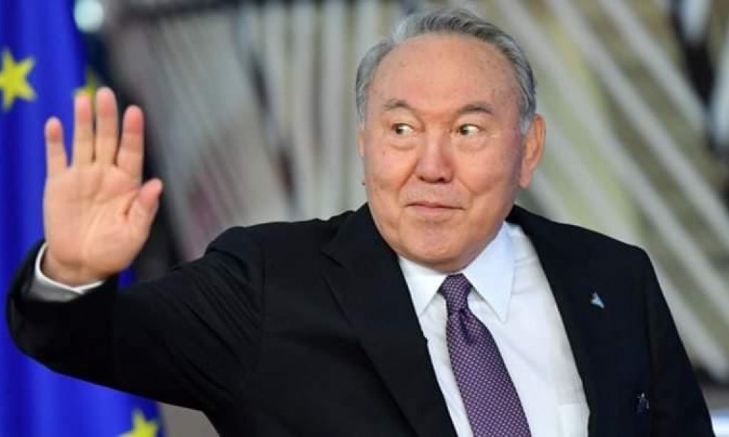 Nazarbayev partiya sədrliyindən İSTEFA VERDİ