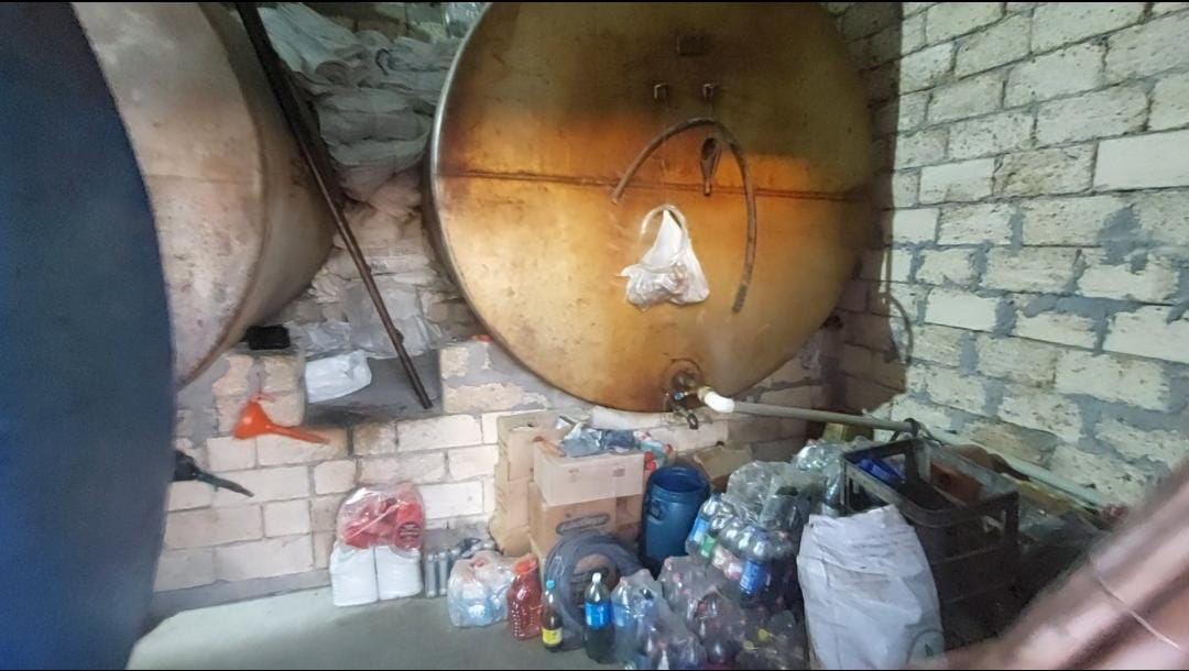 Ağsuda marketdə benzin satılır - FOTO/VİDEO