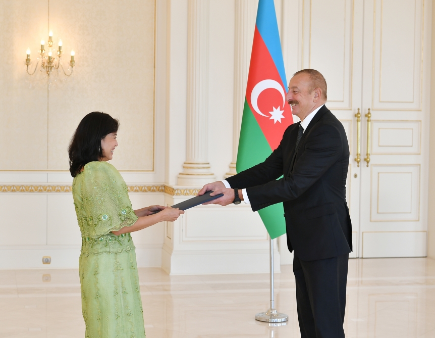 Prezident Filippin səfirinin etimadnaməsini qəbul edib