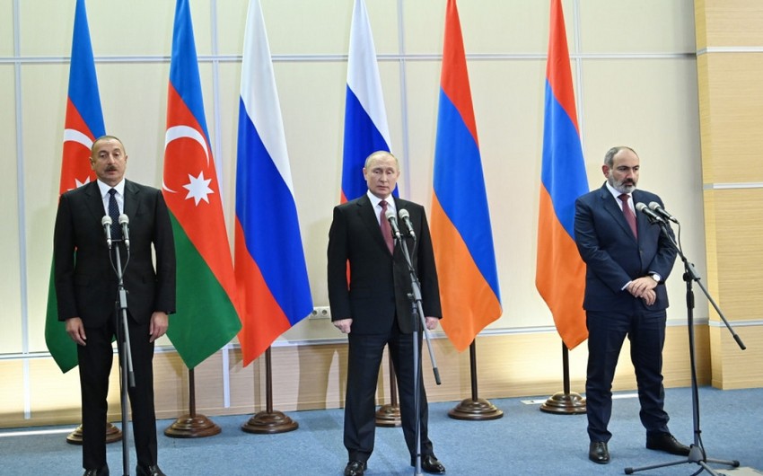 Putindən Əliyev və Paşinyana sülh rəmzi HƏDİYYƏSİ
