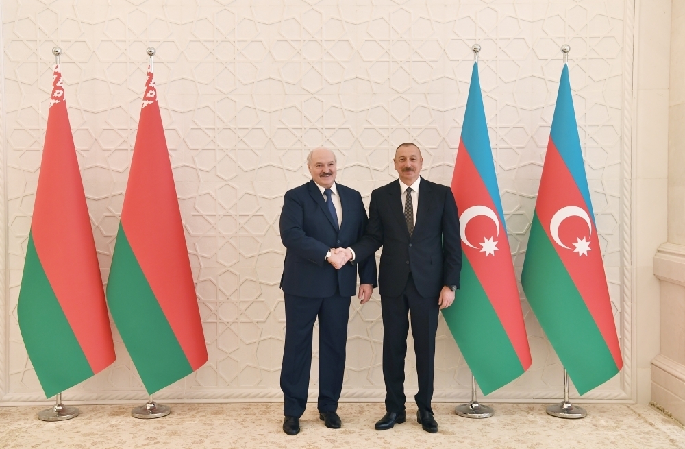 Əliyev Lukaşenko ilə Soçi görüşünü müzakirə etdi (YENİLƏNİB)