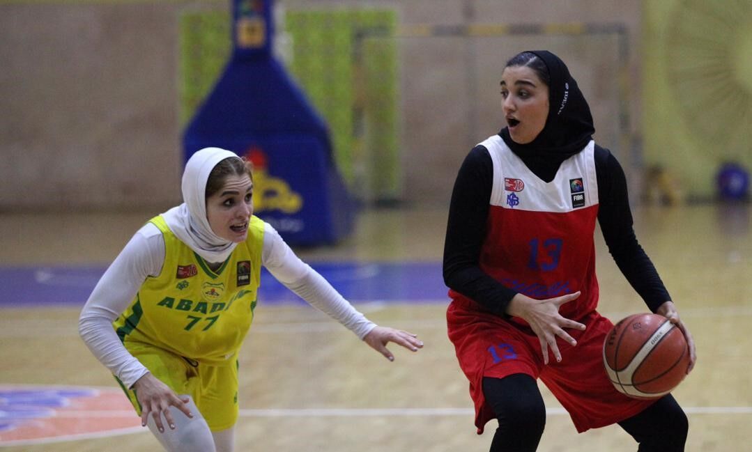 İran basketbolunda ilk: 