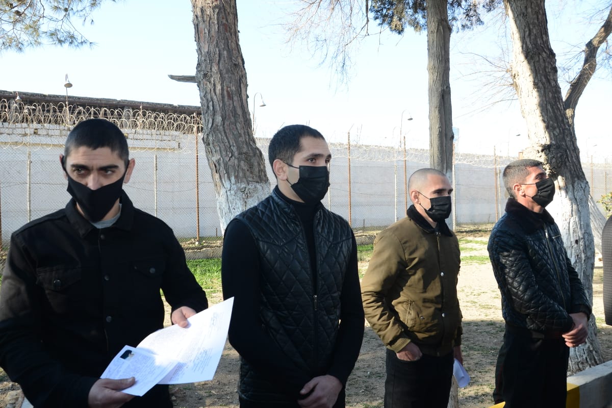 15 saylı cəzaçəkmə müəssisəsində 7 nəfər azadlıqda  