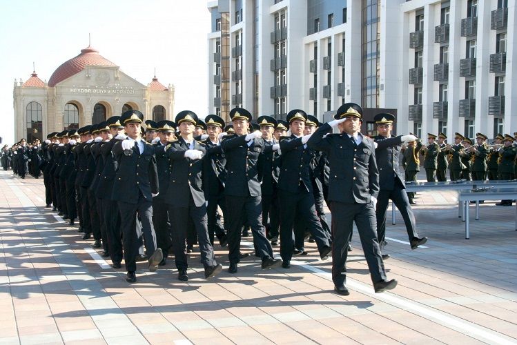 Polis Akademiyasına qəbul qaydası təsdiqləndi