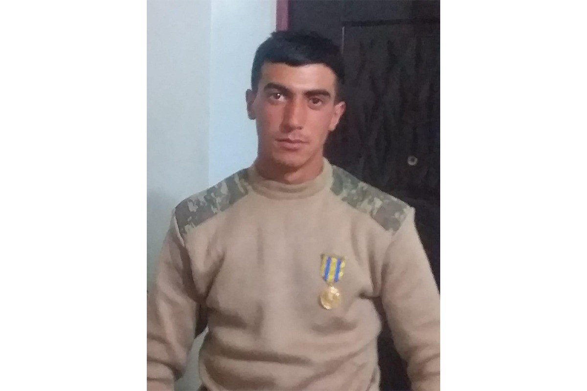 Şəhid hərbçimiz dəfn olundu - FOTOLAR (YENİLƏNİB)