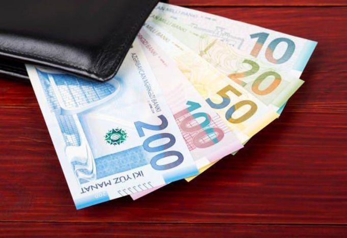 Əməkhaqları və pensiyaların nə qədər artacağı AÇIQLANDI