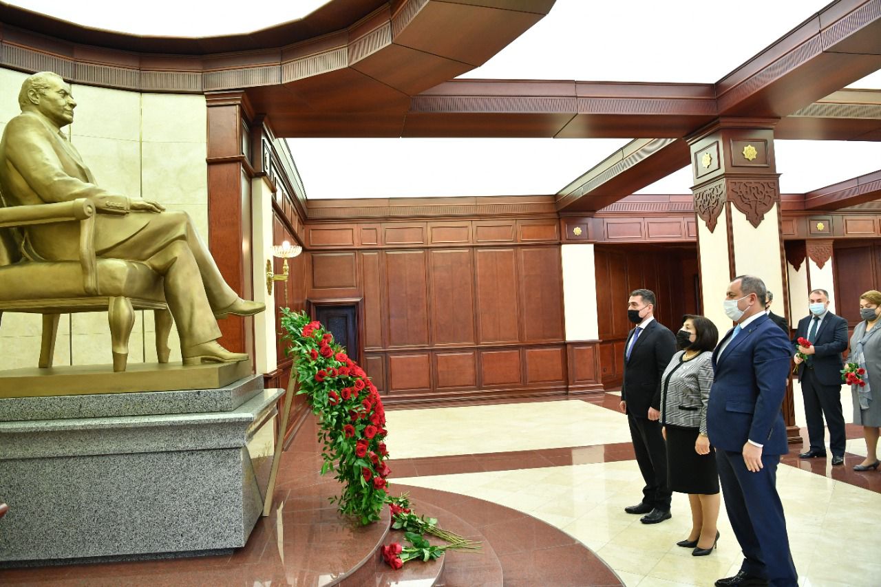 Milli Məclisdə anım...