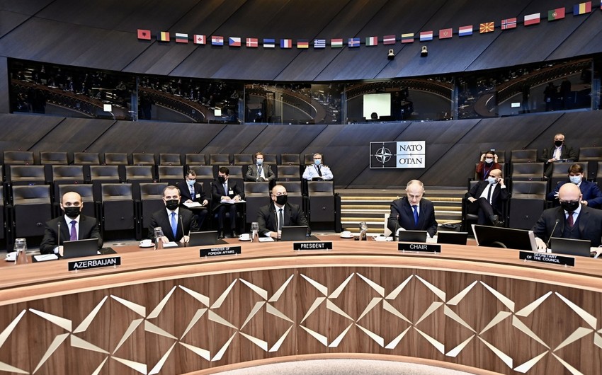 Prezident Şimali Atlantika Şurasının iclasında - YENİLƏNİB