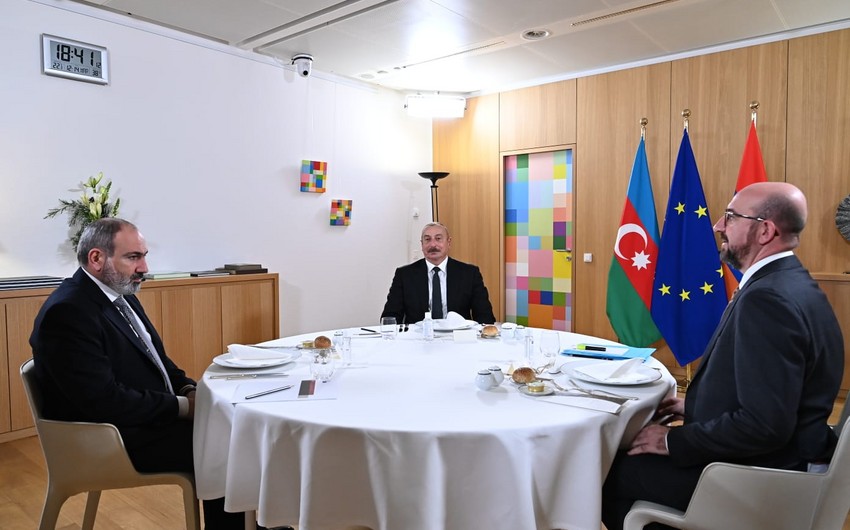 Azərbaycan, Ermənistan və Aİ Şurası liderlərinin görüşü BAŞLADI