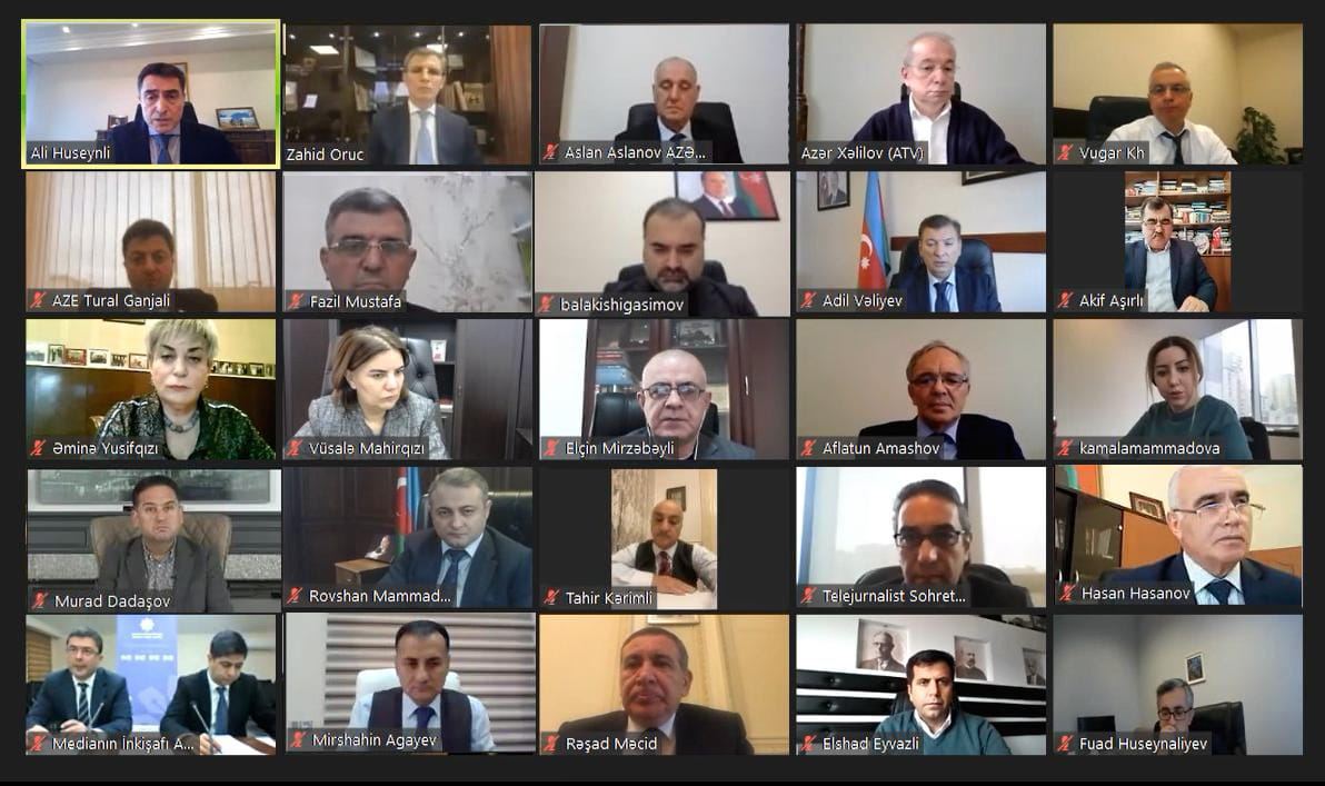 “Media haqqında” qanun layihəsi ikinci oxunuşa tövsiyə edildi