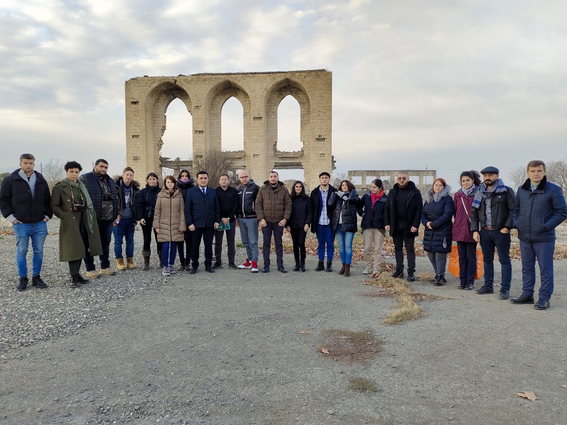 Diaspor gəncləri Gəncə, Ağdam və Bərdəyə səfər ediblər