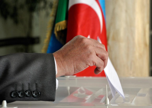 Hansı partiyalar parlamentin boş yerlərinə seçkidə iştirak edəcək…