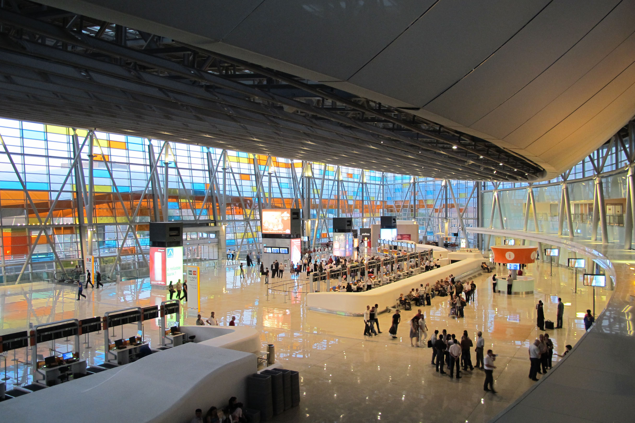 Ermənistan aeroportunda bomba həyəcanı
