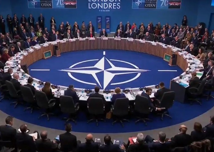 Rusiya NATO-nu parçalayır?